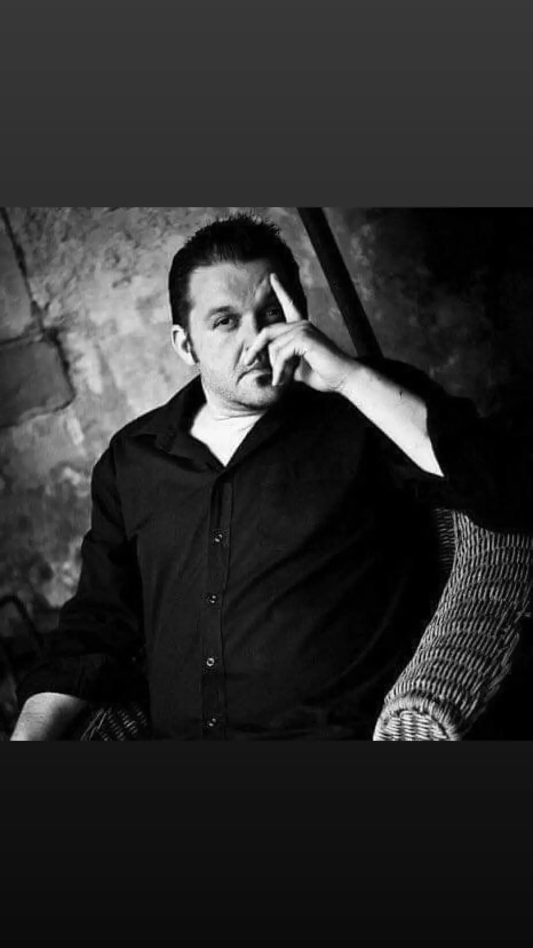 Freie Arbeit - Nachdenkliches Portrait