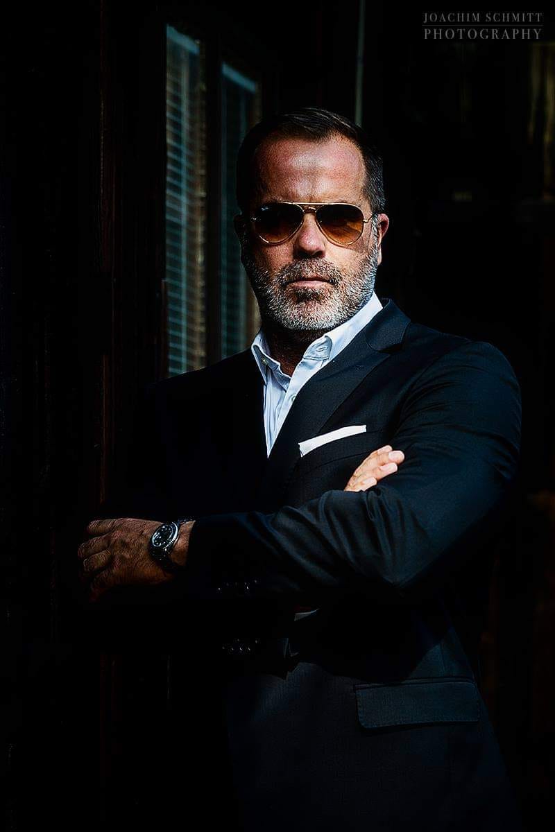 Freie Arbeit - Business Gentleman